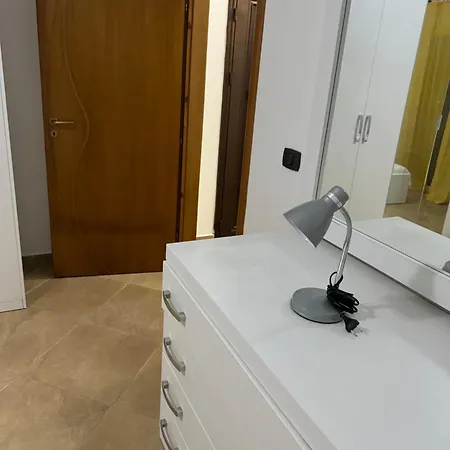 Portside Apartament *
